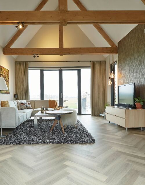 Binnenkijken bij het zelf ontworpen huis van Bernadette en Gerard